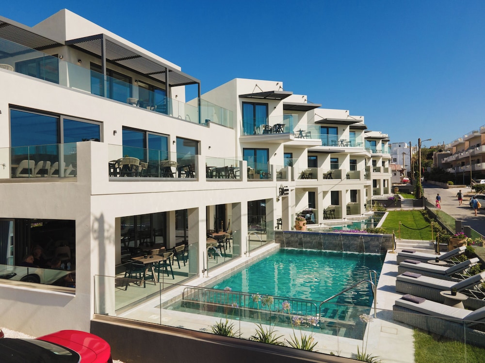 Elia Agia Marina Resort 6/58