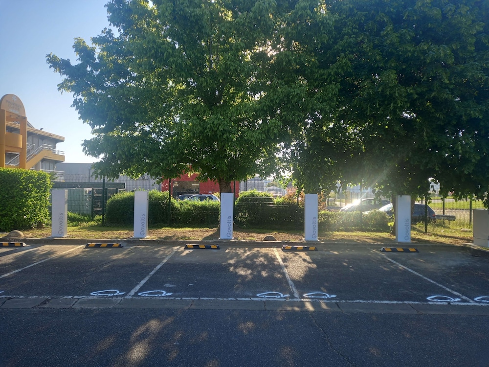 Campanile Agen 51/57