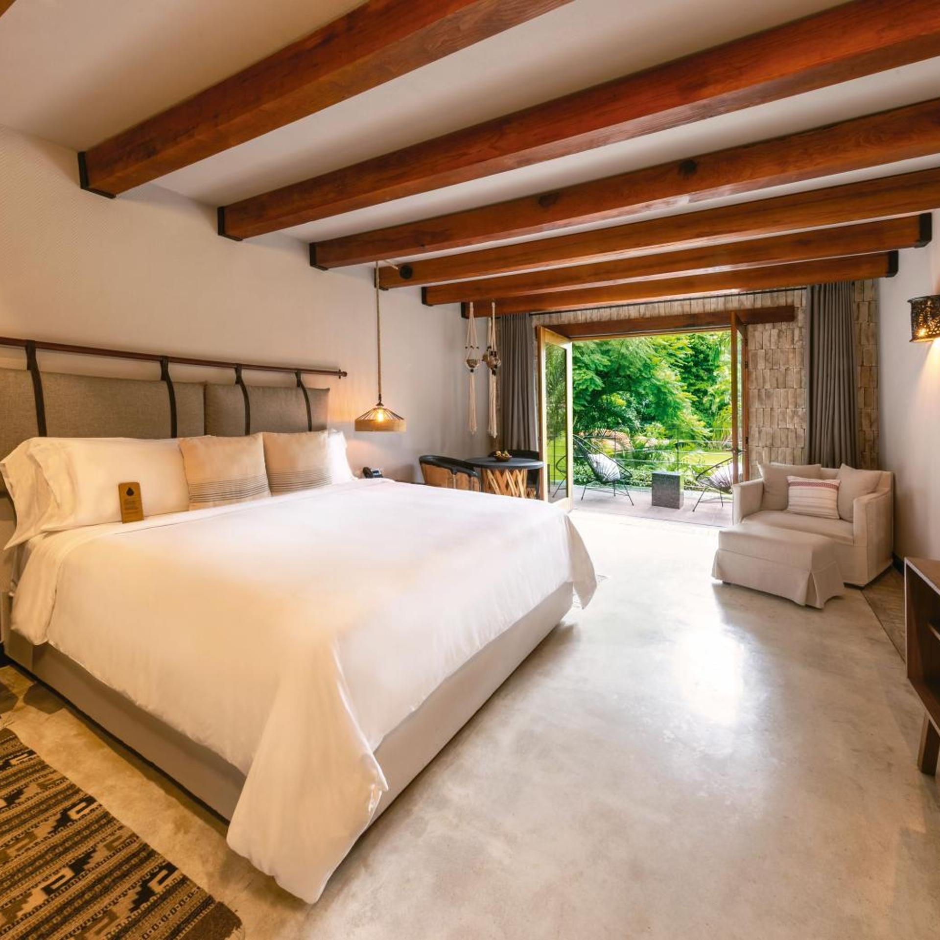Room, King Bed, Balcony