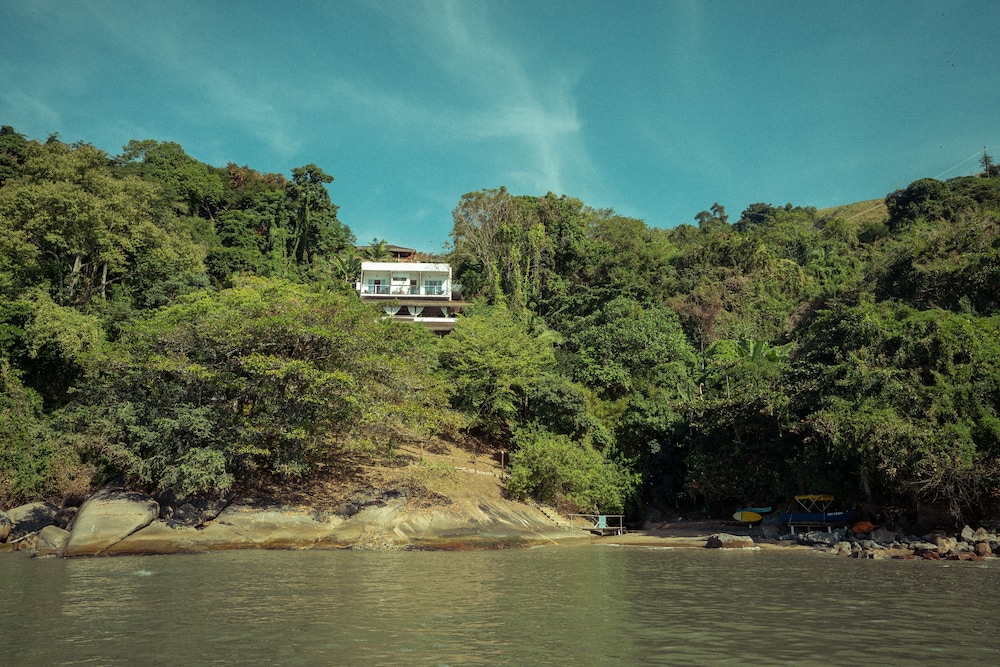 Casa Luz 67/73
