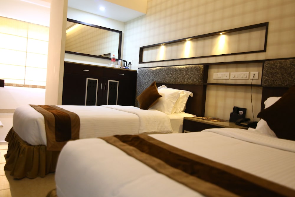 Southern Residency 32/49