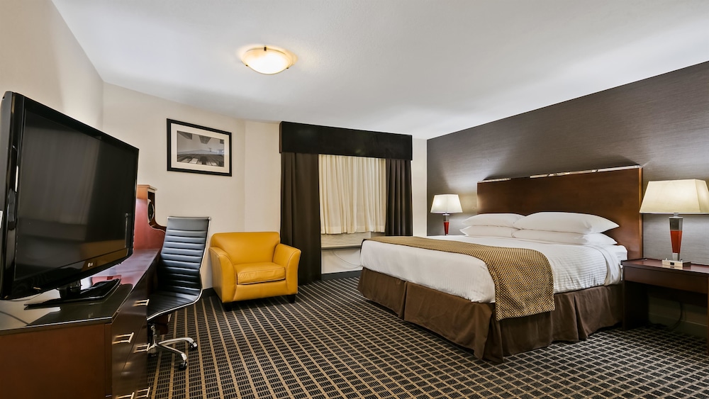 Best Western Airport Inn Calgary 6/30