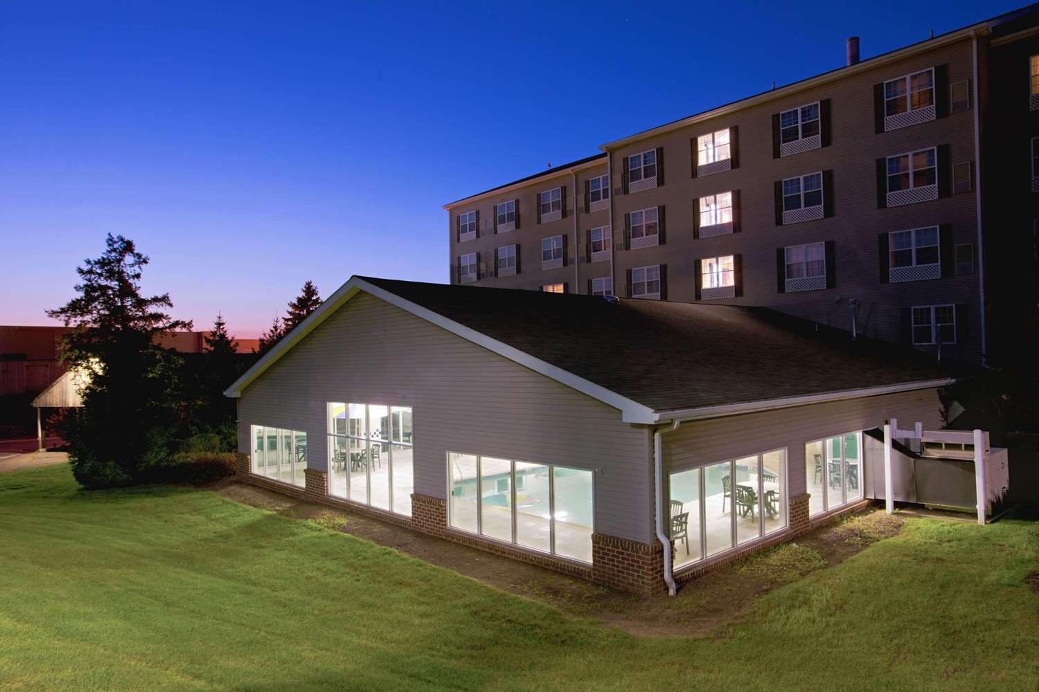 Parkview Inn & Suites, Lancaster Amish Country, PA 26/26