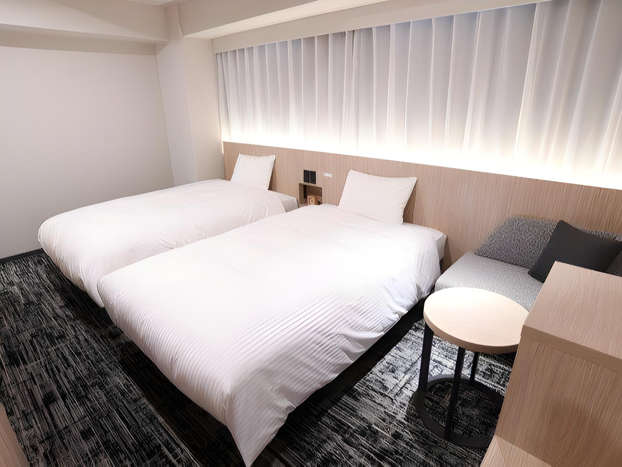 Semi Room, 2 Semi Double Beds