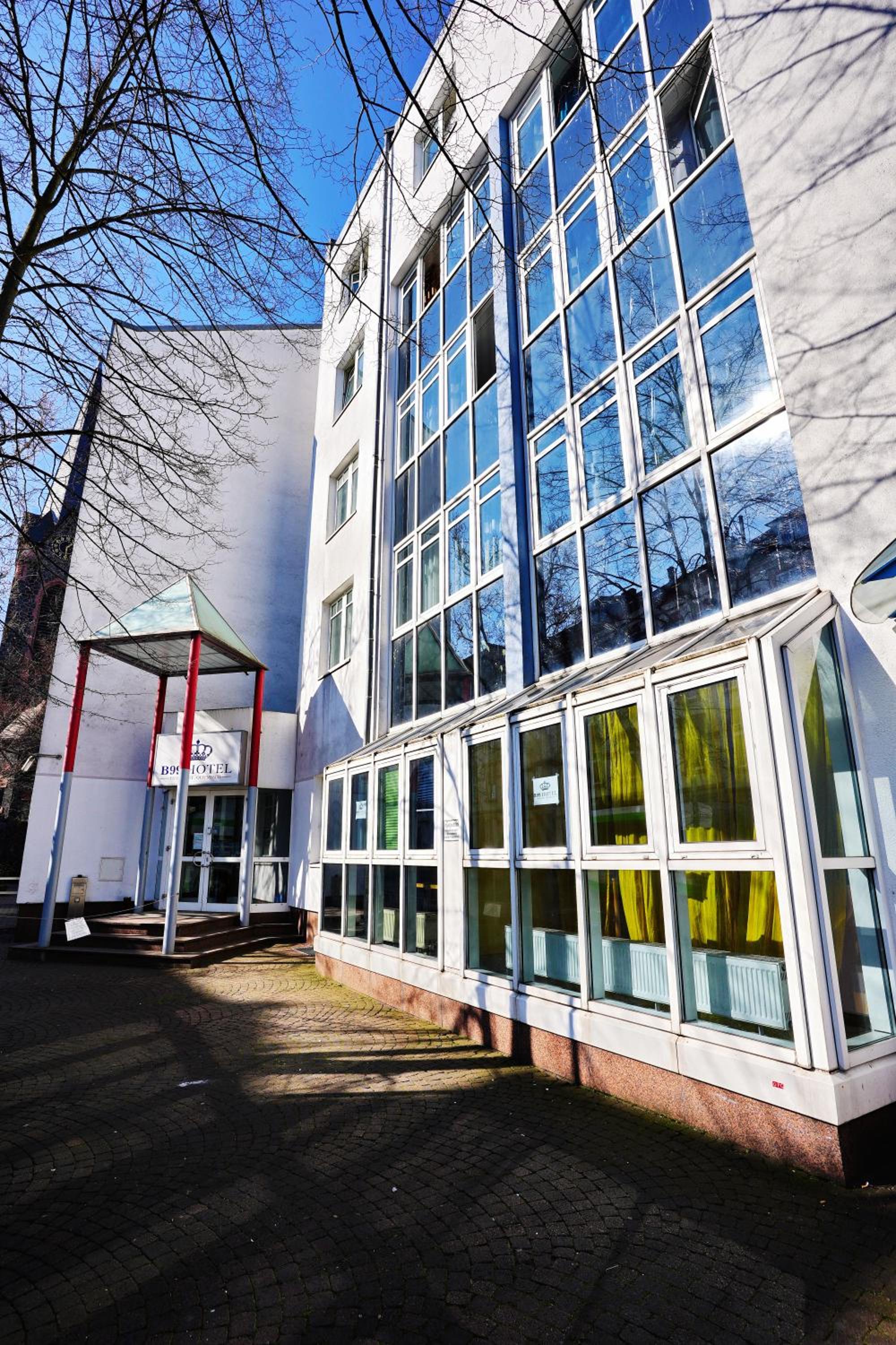 Hotel B99 2/39