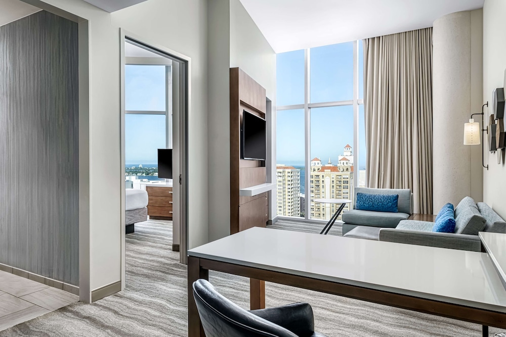 Embassy Suites By Hilton Sarasota Fl 19/65