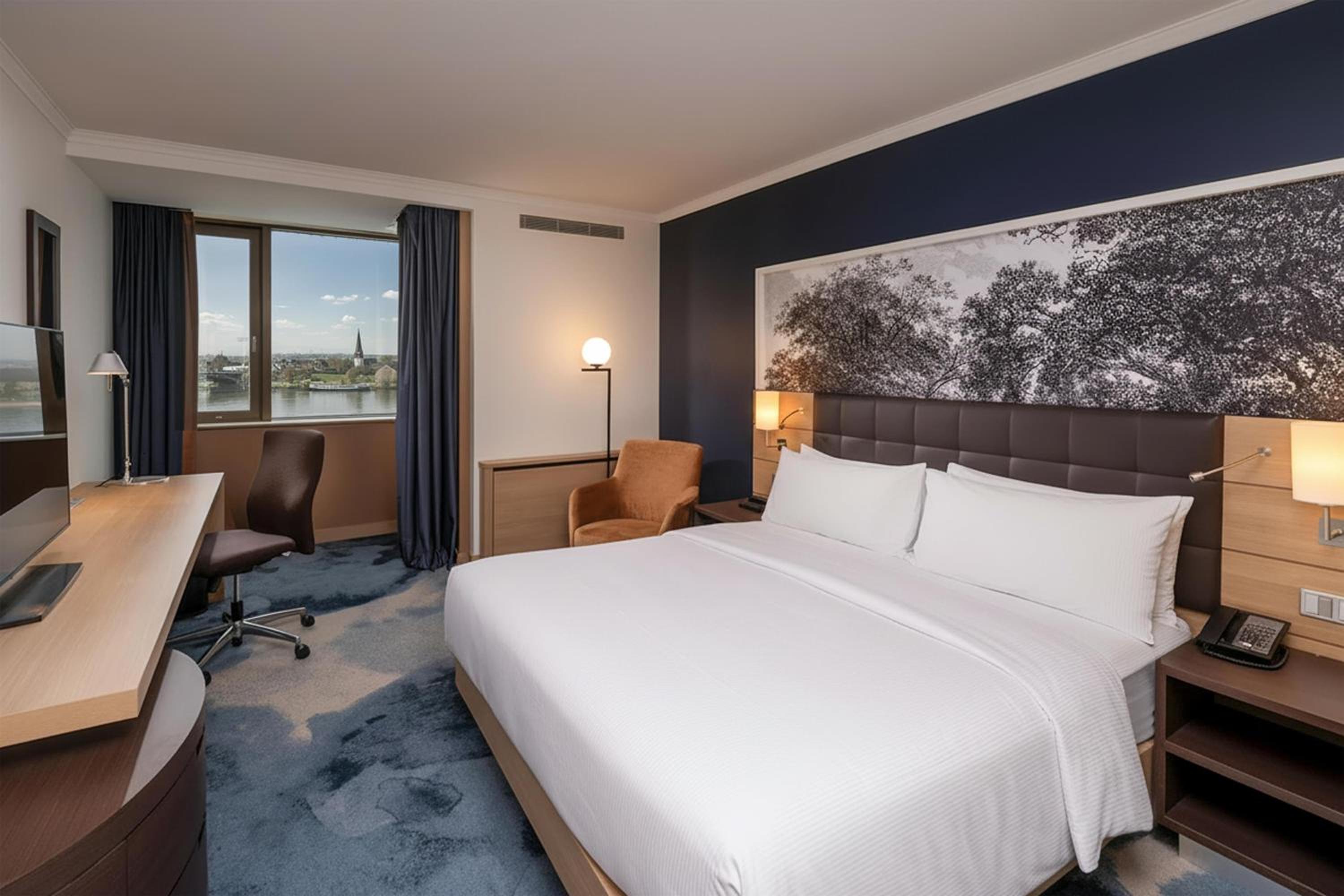 Connecting, Family, Single Bed, 2 Double Beds, Rhalifa Wing