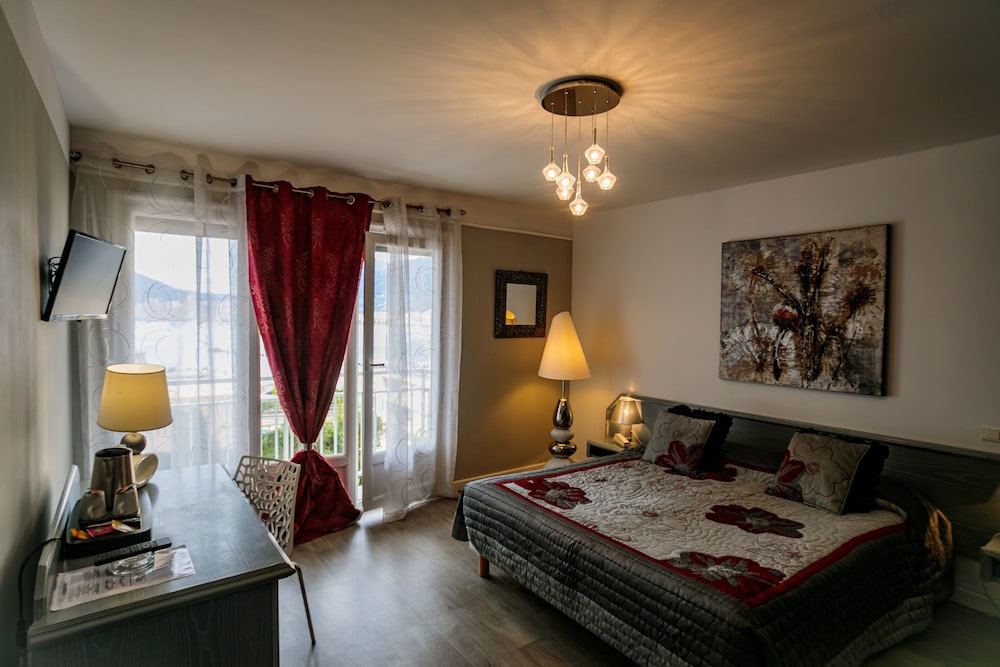 Comfort, Queen Bed, Sea View