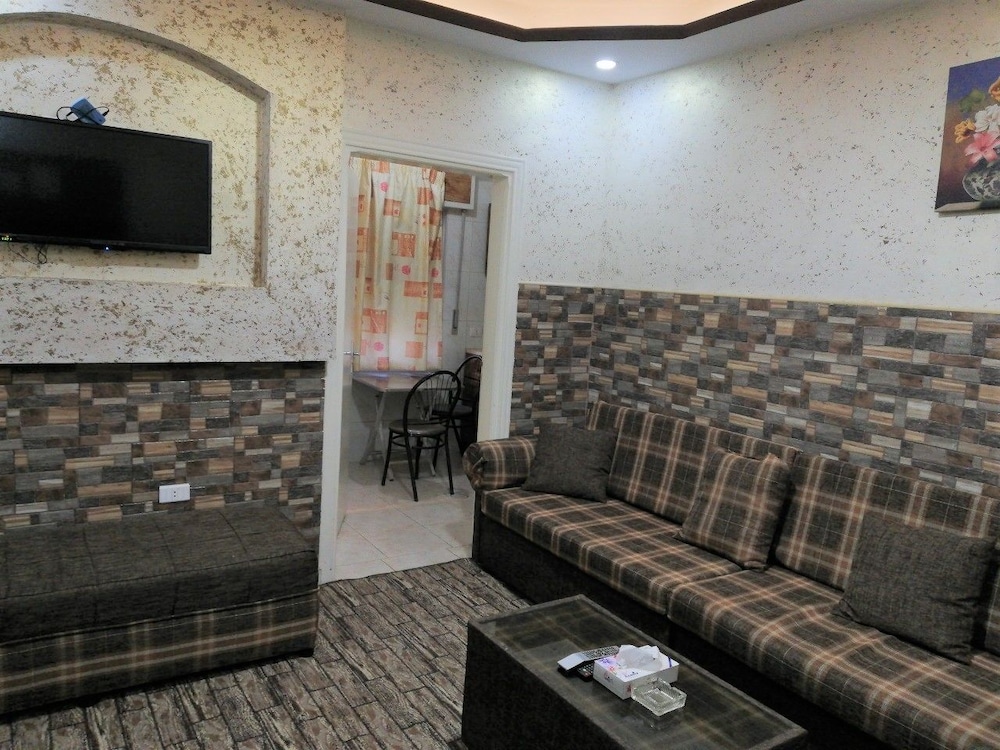Amaled Hotel 25/40