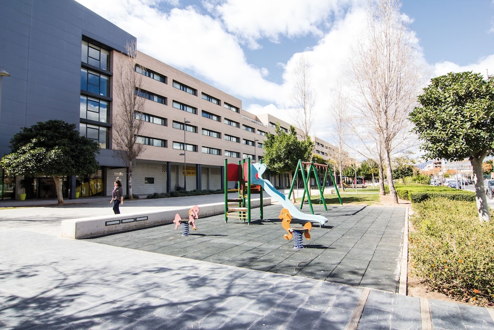 Villa Alojamiento Y Congresos 38/50