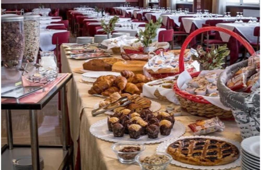 5 Miglia Hotel & Spa 35/66