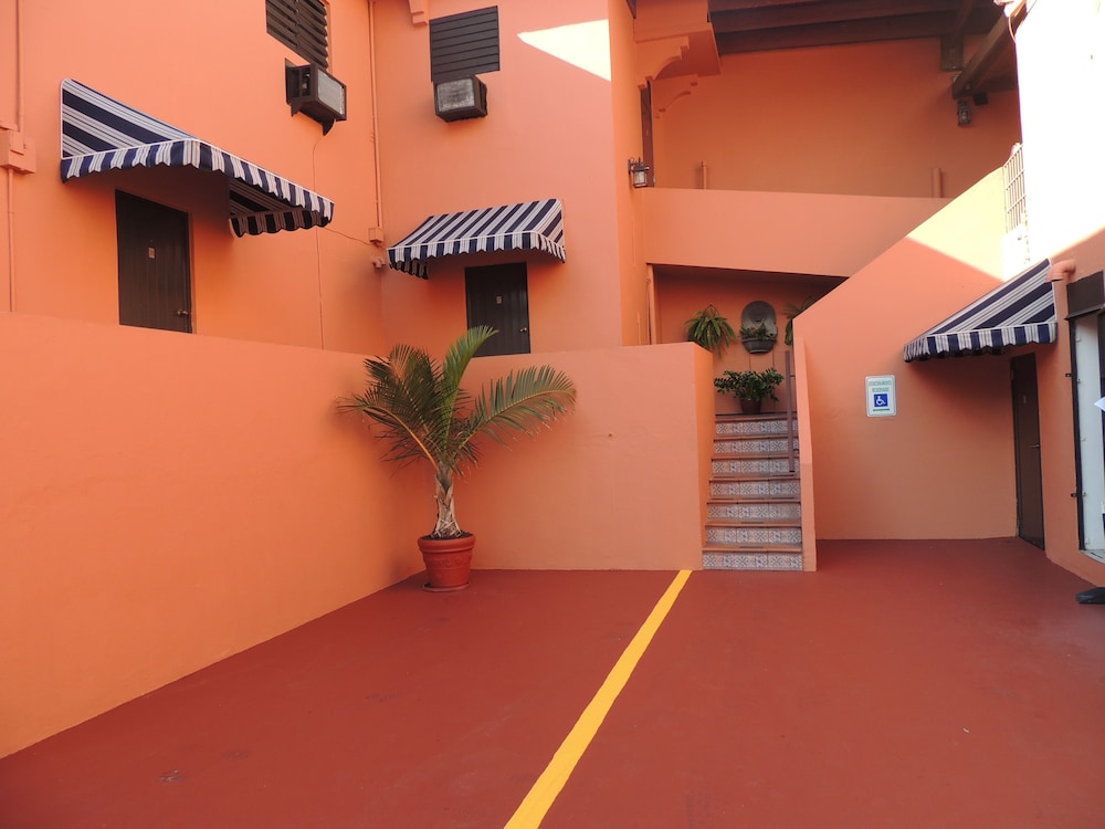 Hotel Colonial 45/50