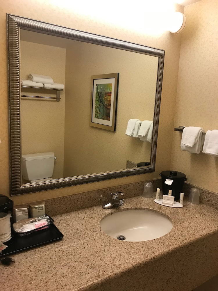 Fairfield Inn & Suites Sacramento Airport Natomas 8/23