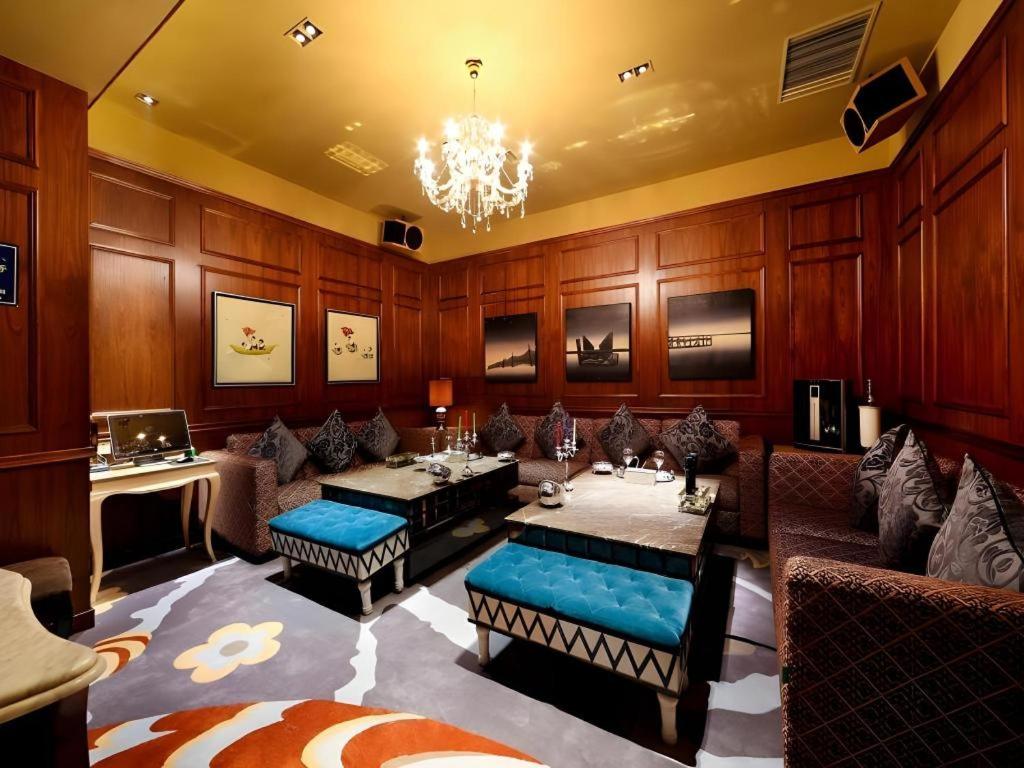Kinho Narada Hotel 52/62