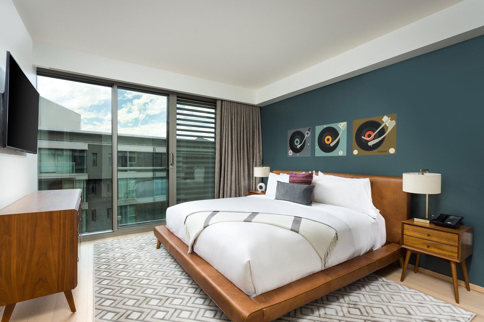 1 Bedroom, Urban, Suite