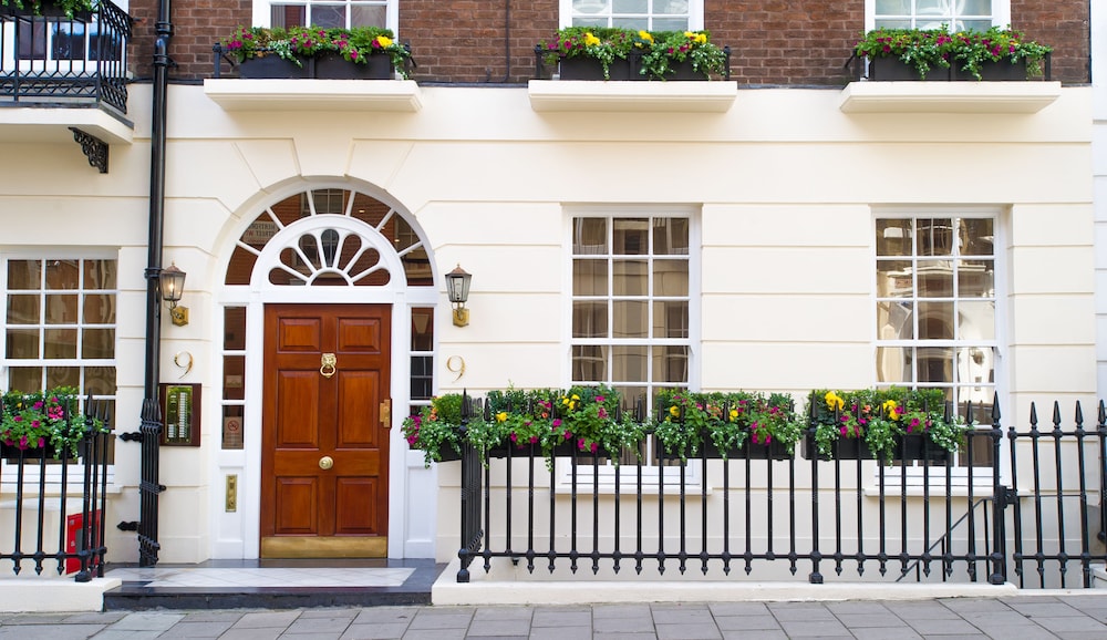 9 Hertford Street Apartments photo5