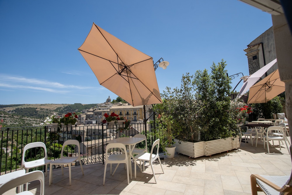 Terra Del Sole Ibla 4/50
