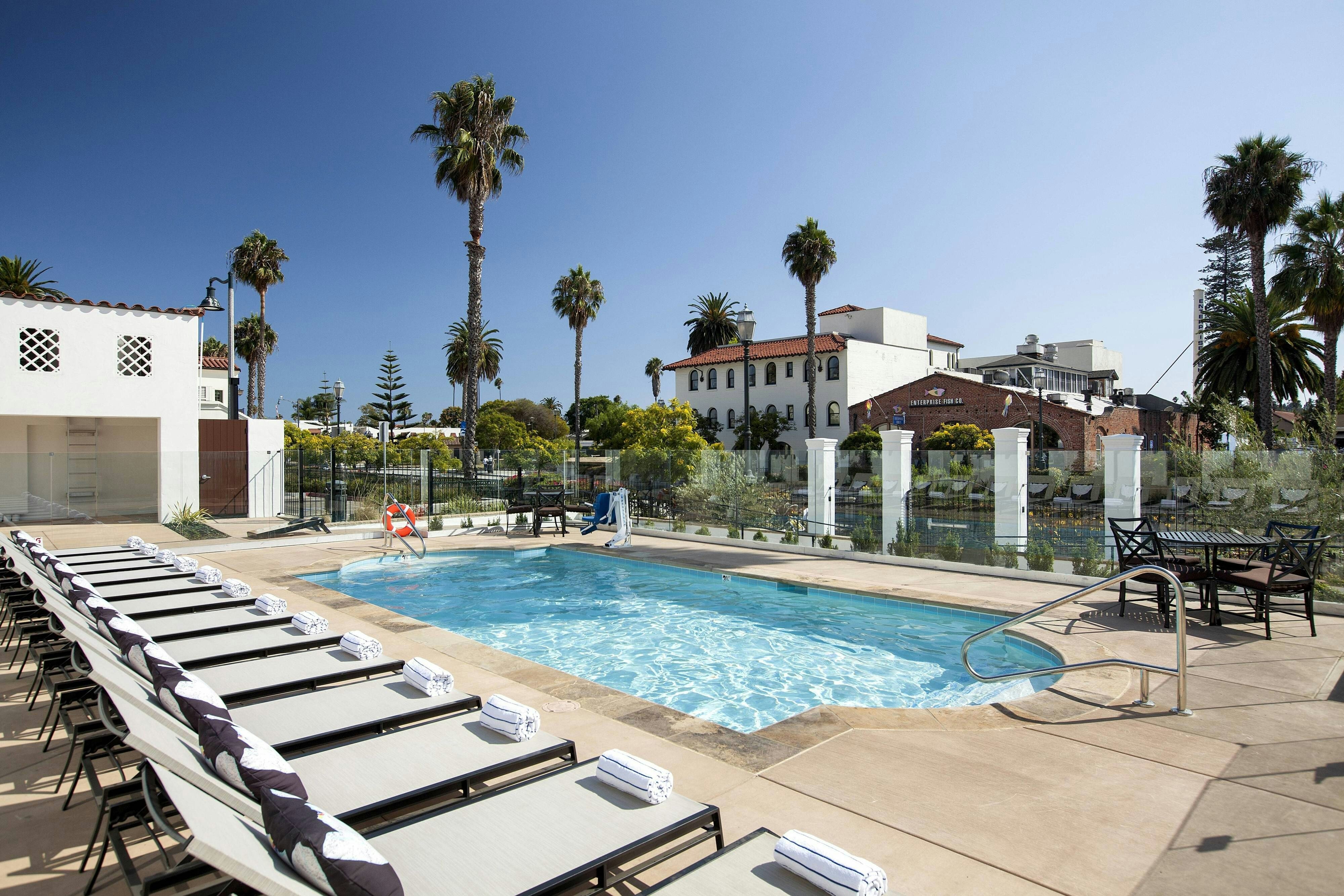Moxy Santa Barbara 11/12