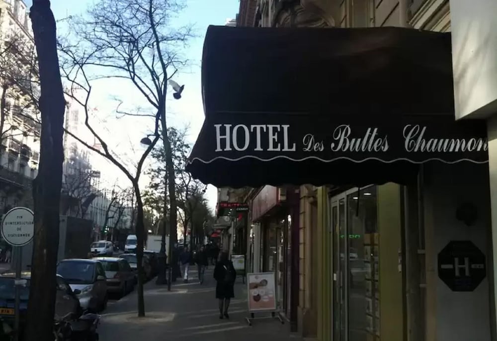 BUTTES CHAUMONT HOTEL 7/30