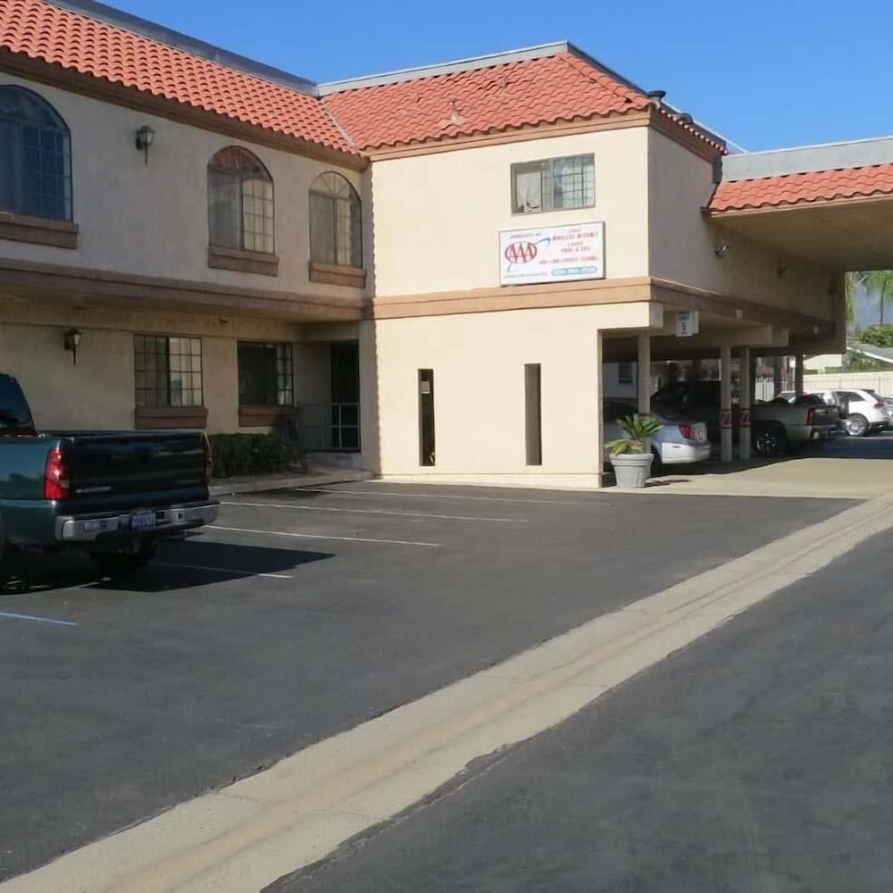 Calimesa Inn Motel 43/46