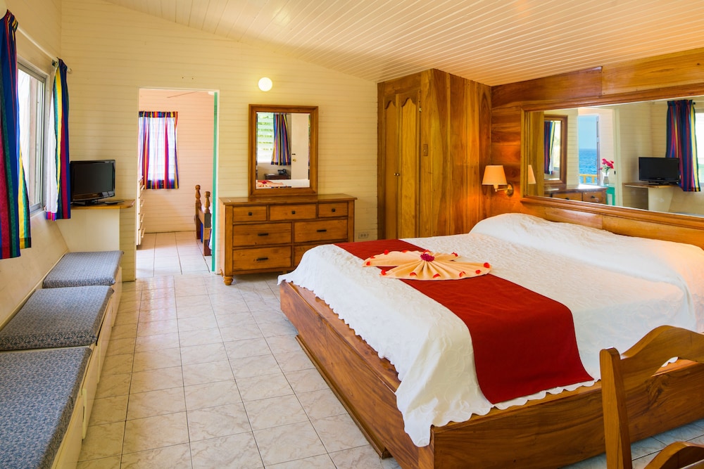 Samsara Cliff Resort Hotel 8/50