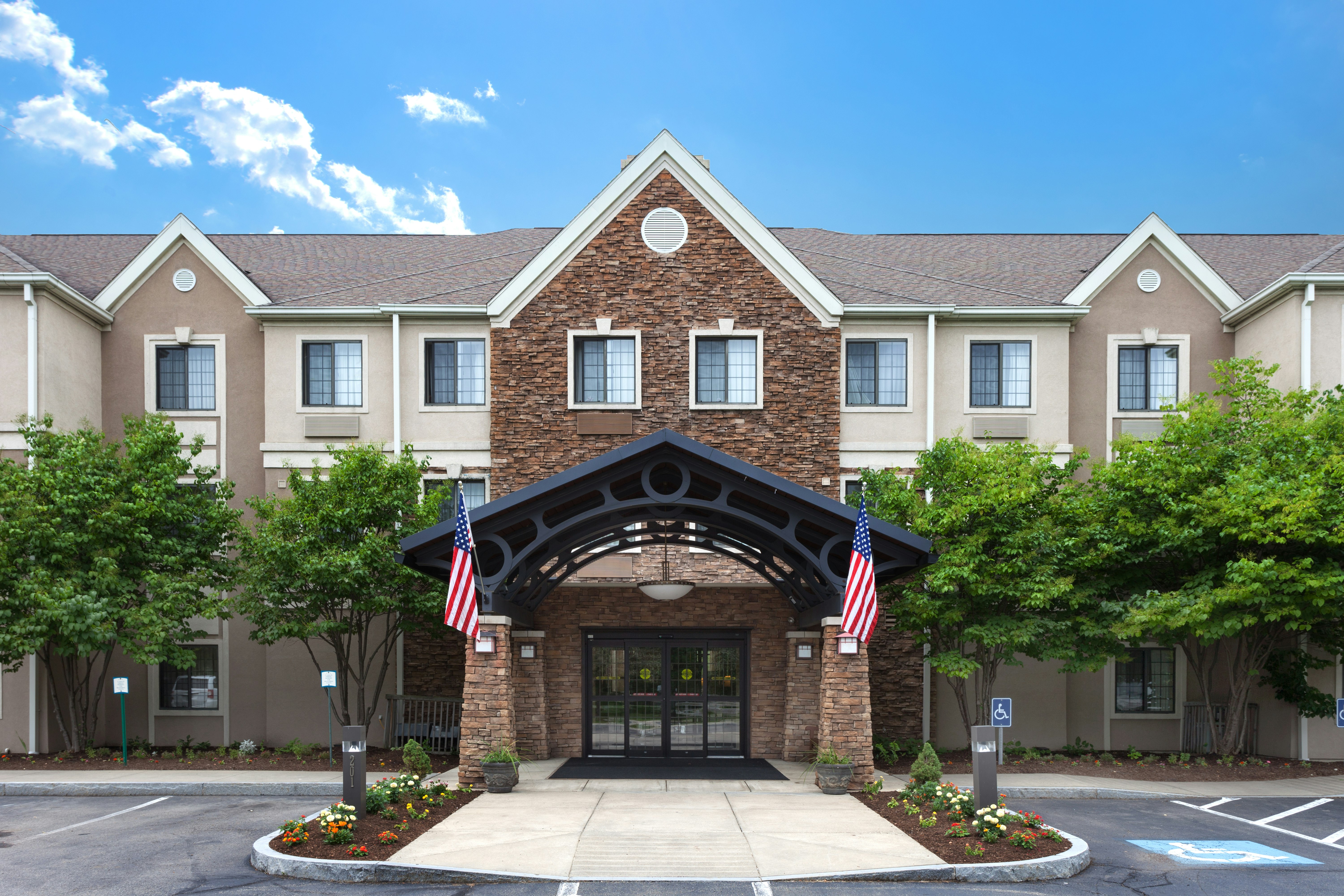 Staybridge Suites Corning 4/66