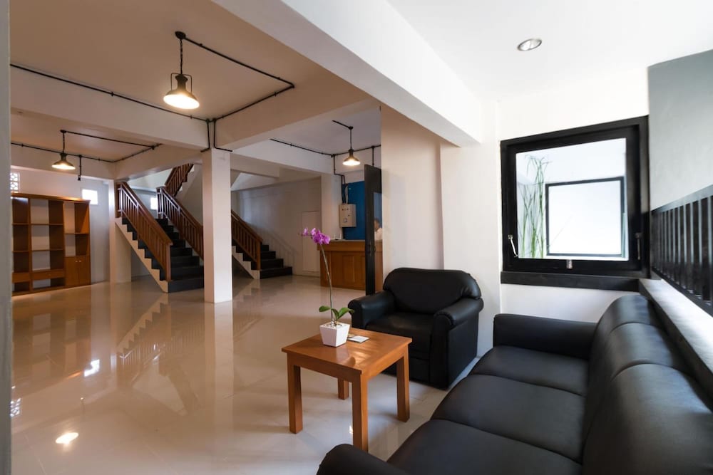 Ab Hotel Kuta 64/74