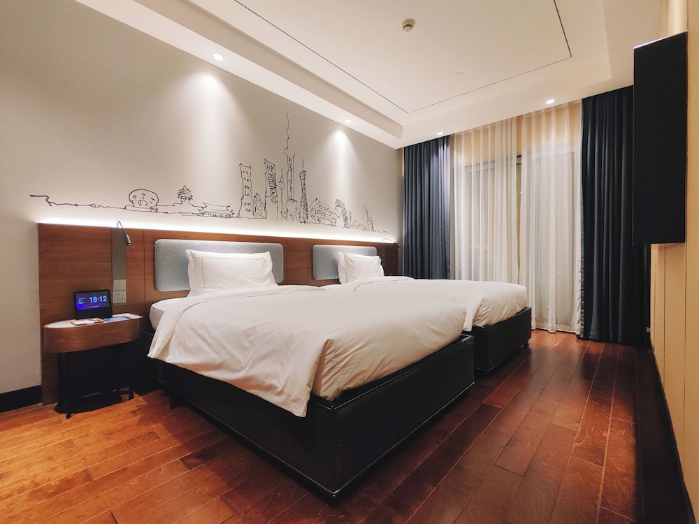 Shanghai International Tourist Resort Fuyi Hotel 14/55