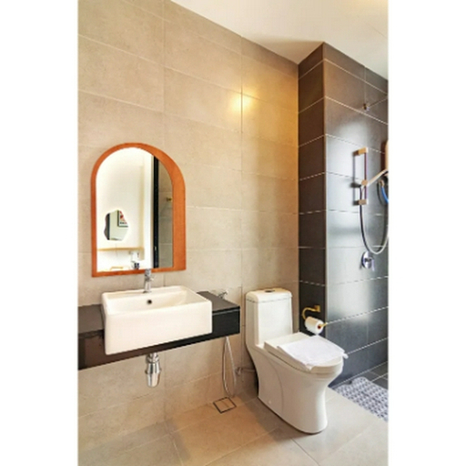 2 Beds, Alcove