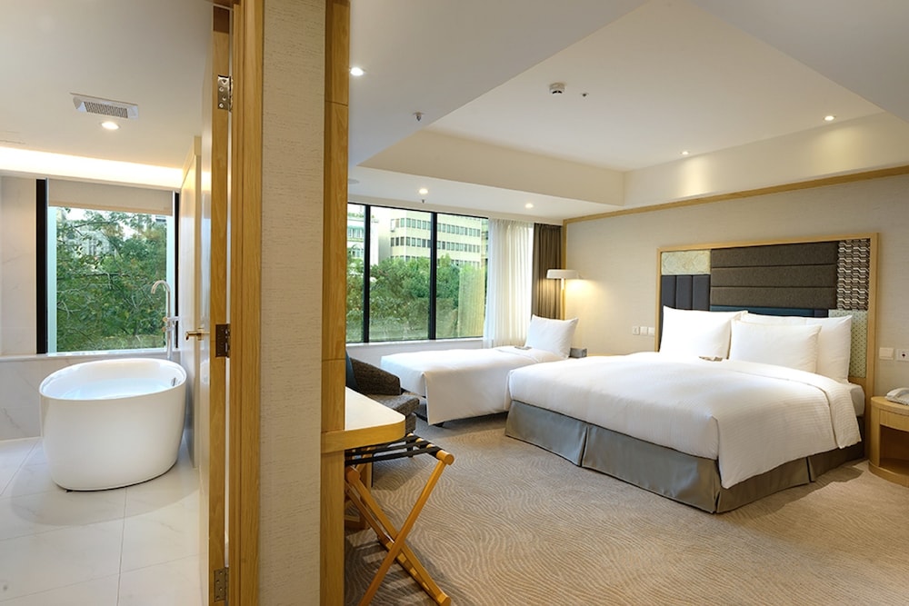 Sonnien Hotel 10/53