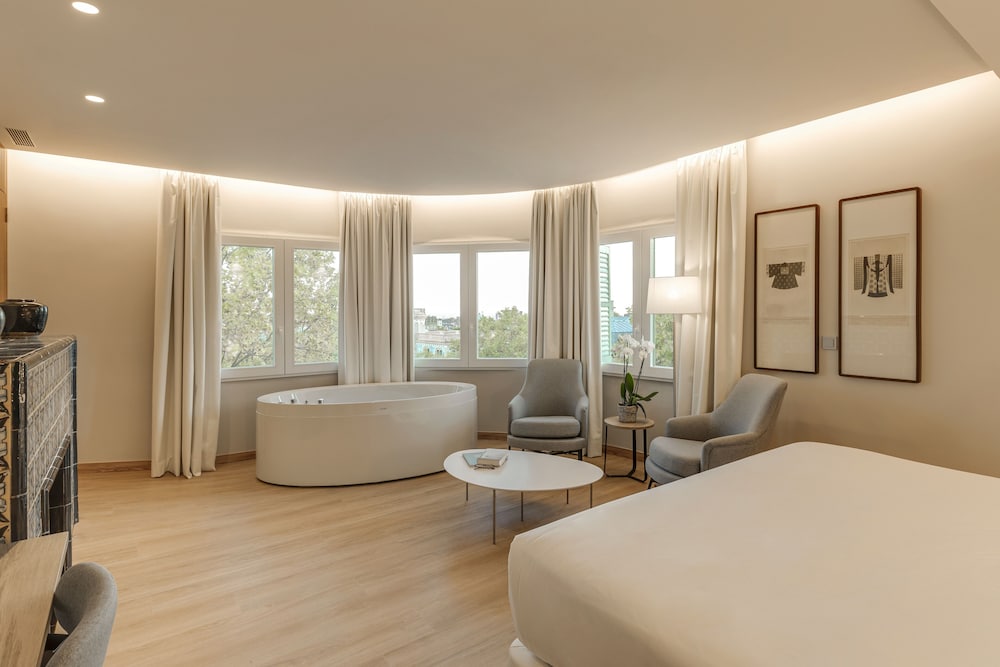 Hotel Mirlo Barcelona 20/40