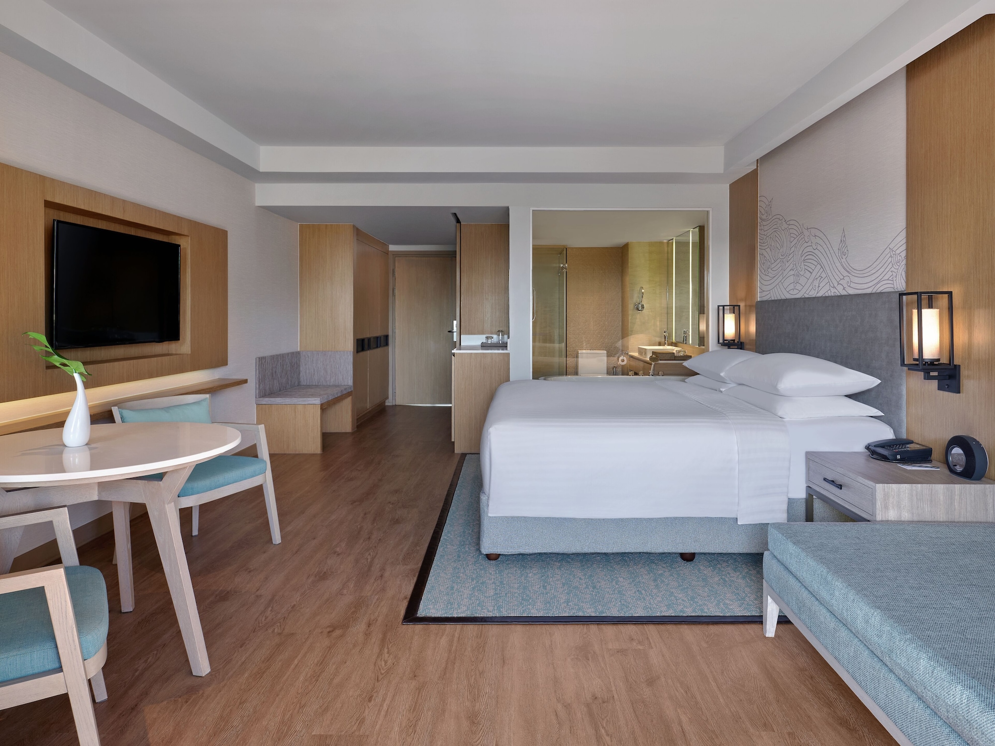 Beach, Guest Room, King Bed, Ocean View, Terrace, Large, Accessible