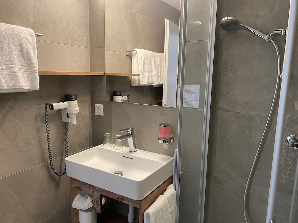 Kristall Saphir Hotel 18/74