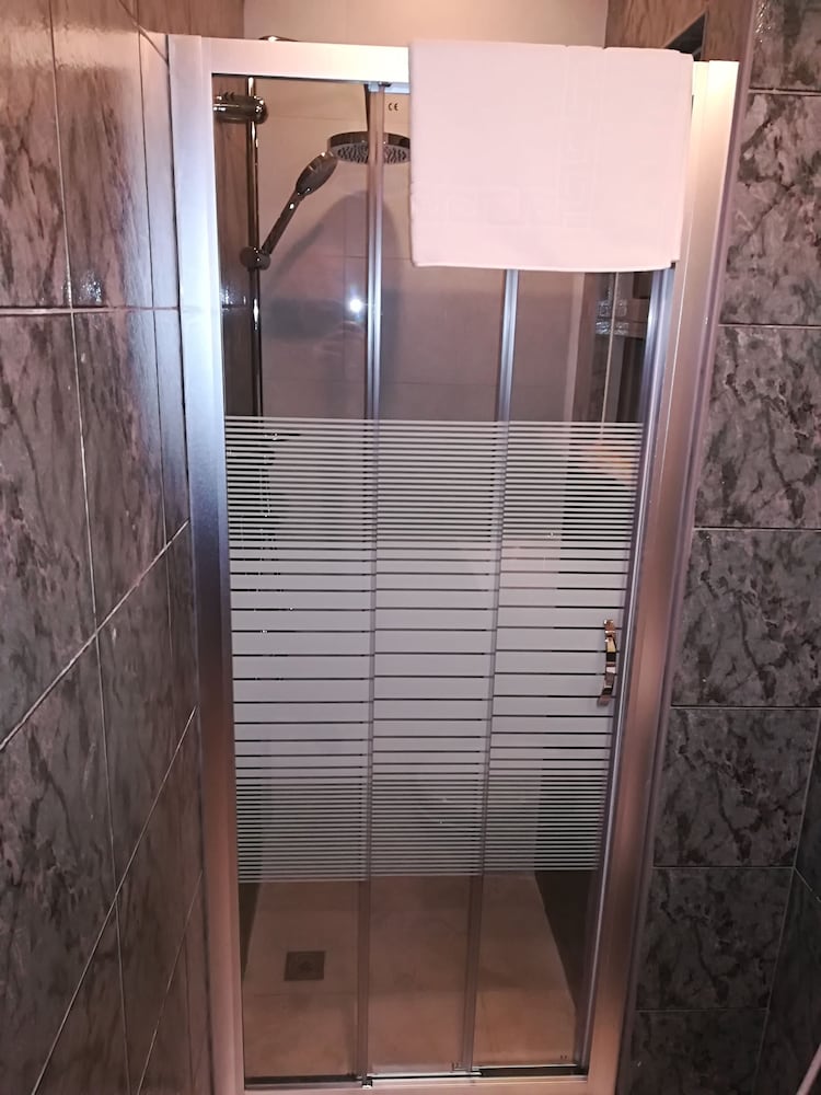 Shams al weibdeh hotel apartment 21/46