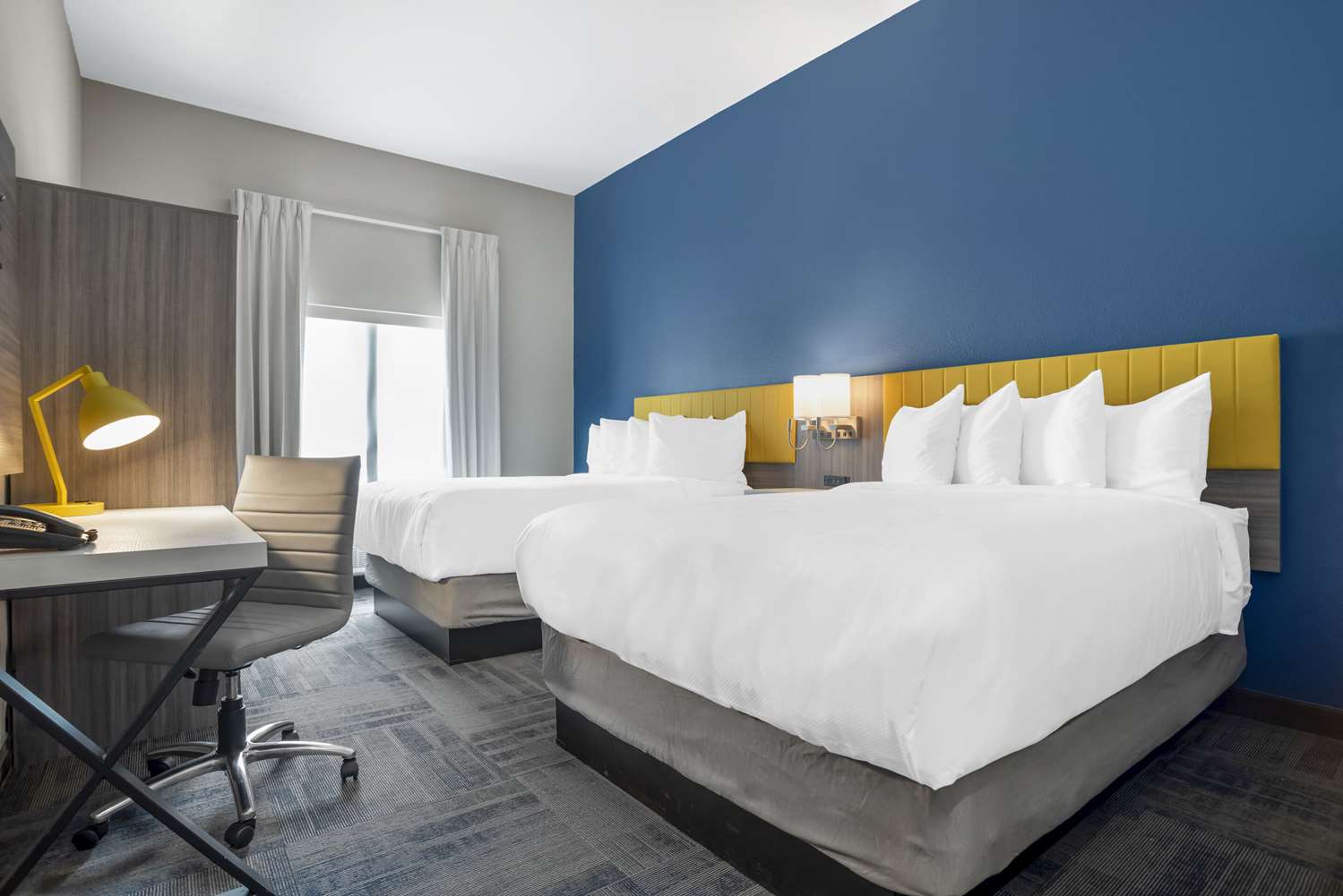 Comfort Inn and Suites Destin Near Henderson Beach 17/28