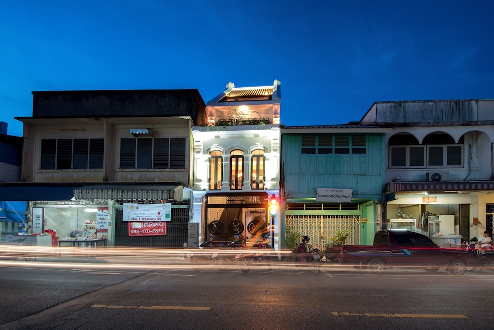 Xinlor House 3/64