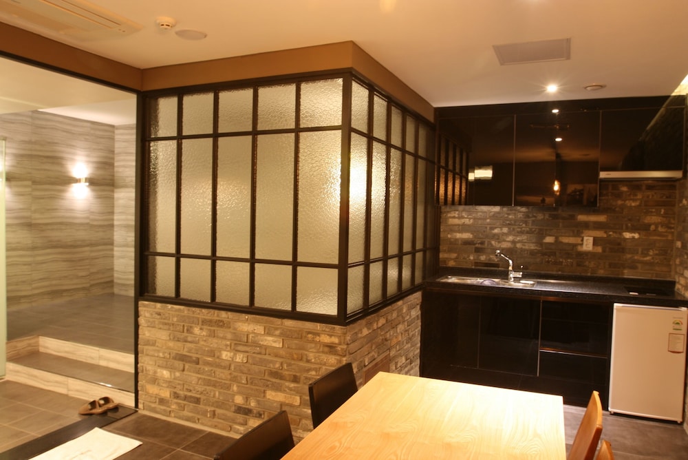 Hotel Asiad 20/32