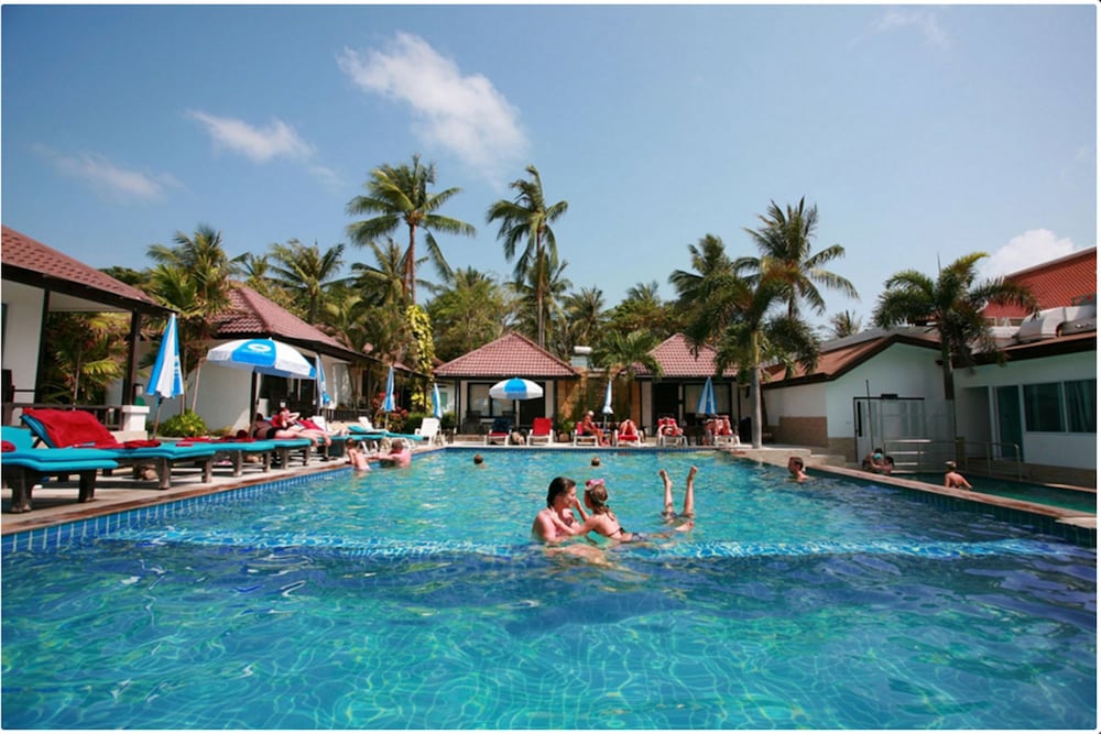 Chaweng Cove Beach Resort 66/72