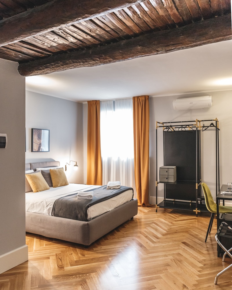 Relais Della Porta 17/71