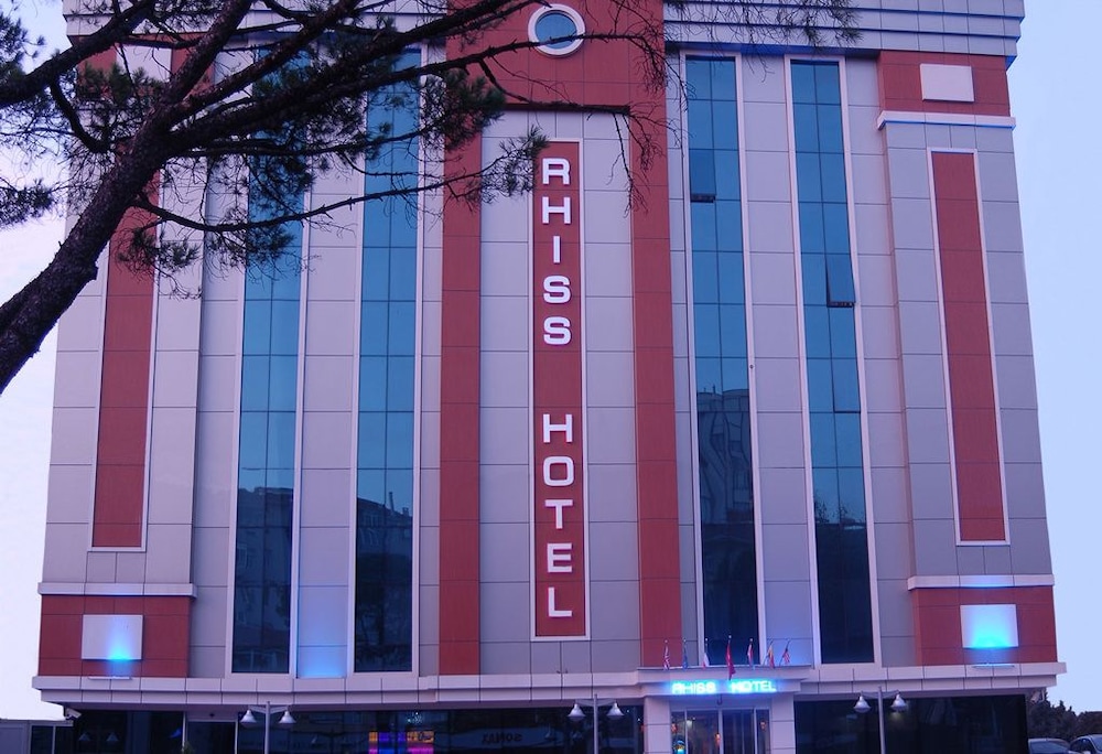Rhiss Hotel Bostanci 2/64