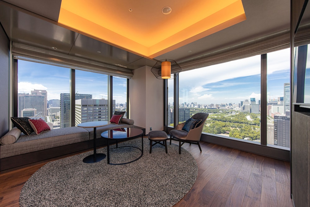 The Blossom Hibiya 43/67