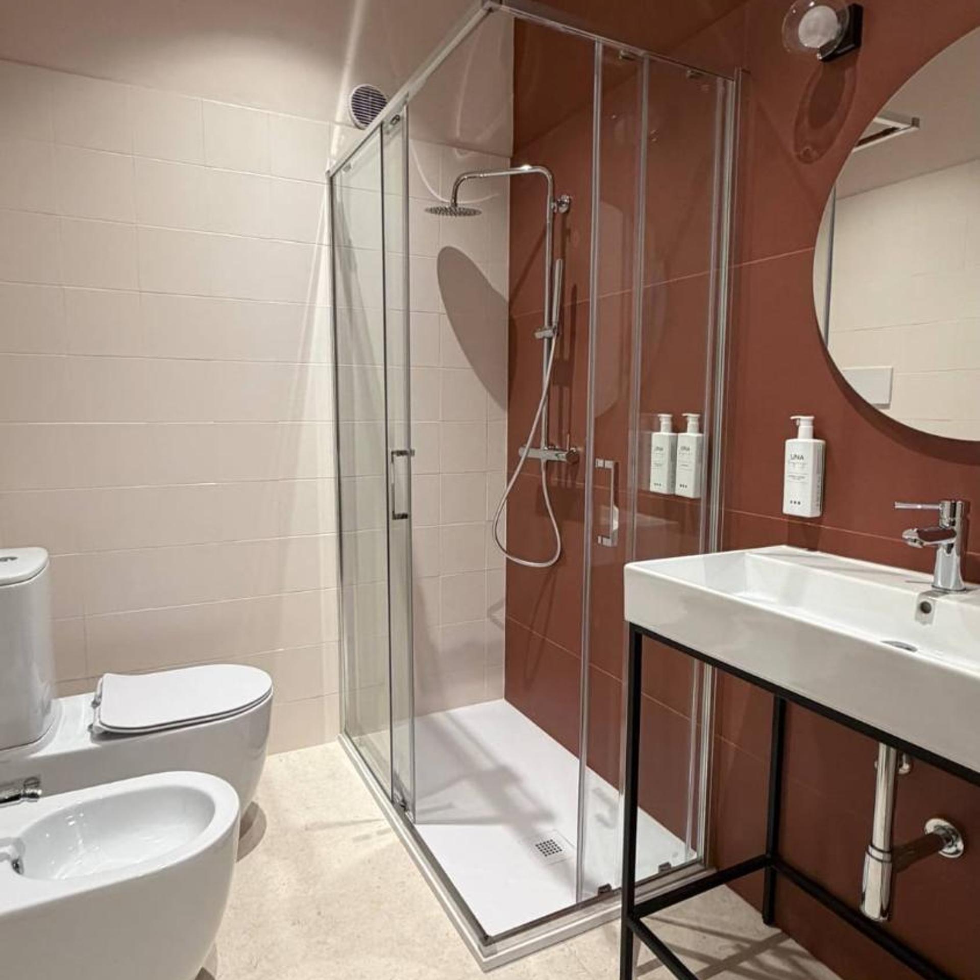 Deluxe, Double Bed, Annex, Unaway Hotel Occhiobello 6/7