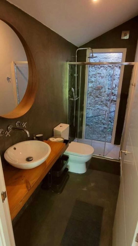 F3 Hostels 44/50