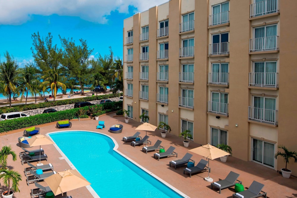 Courtyard Nassau Downtown Junkanoo Beach Ex Sunset Resort Bahamas 6/36