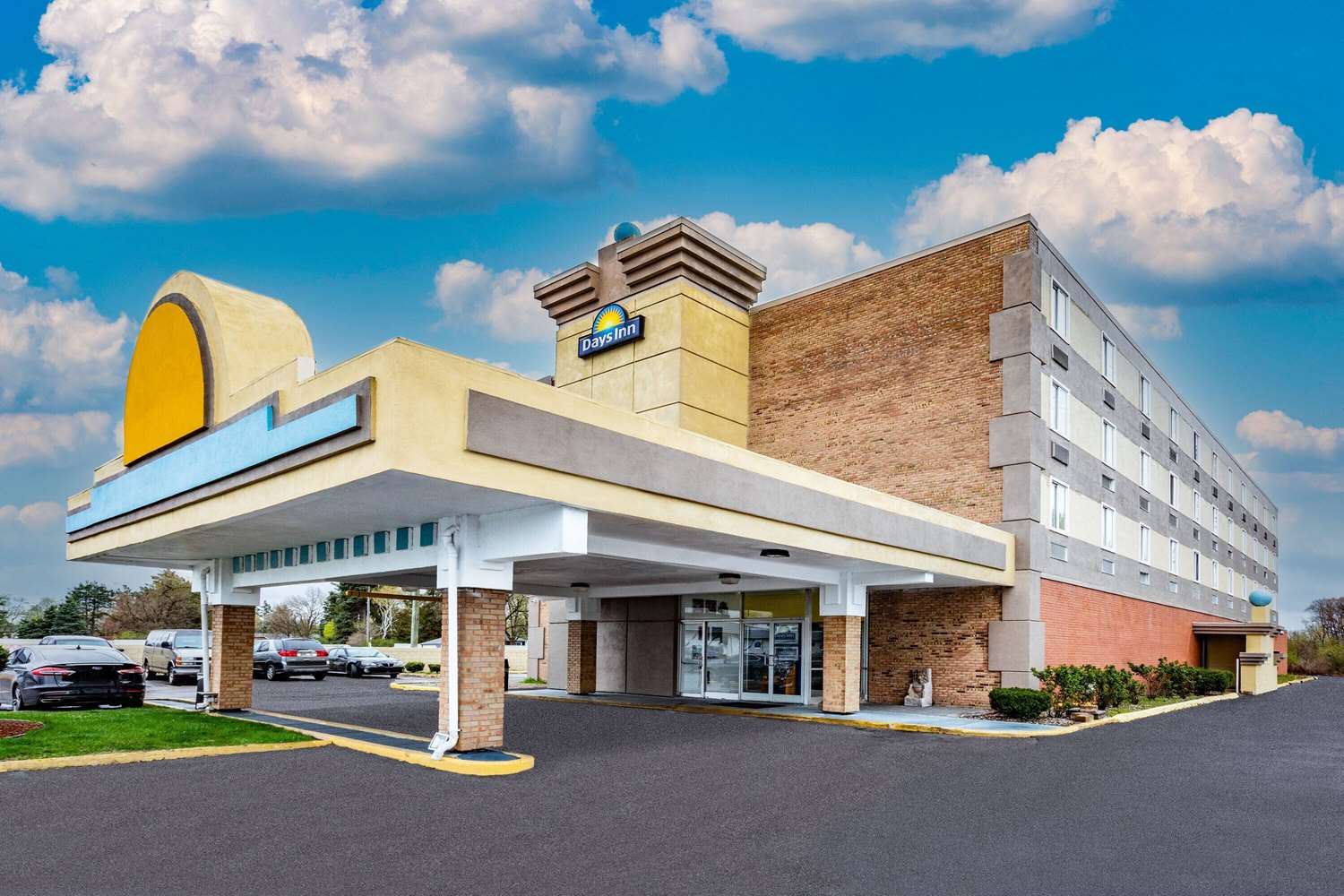 Days Inn By Wyndham Livonia - Detroit 3/59