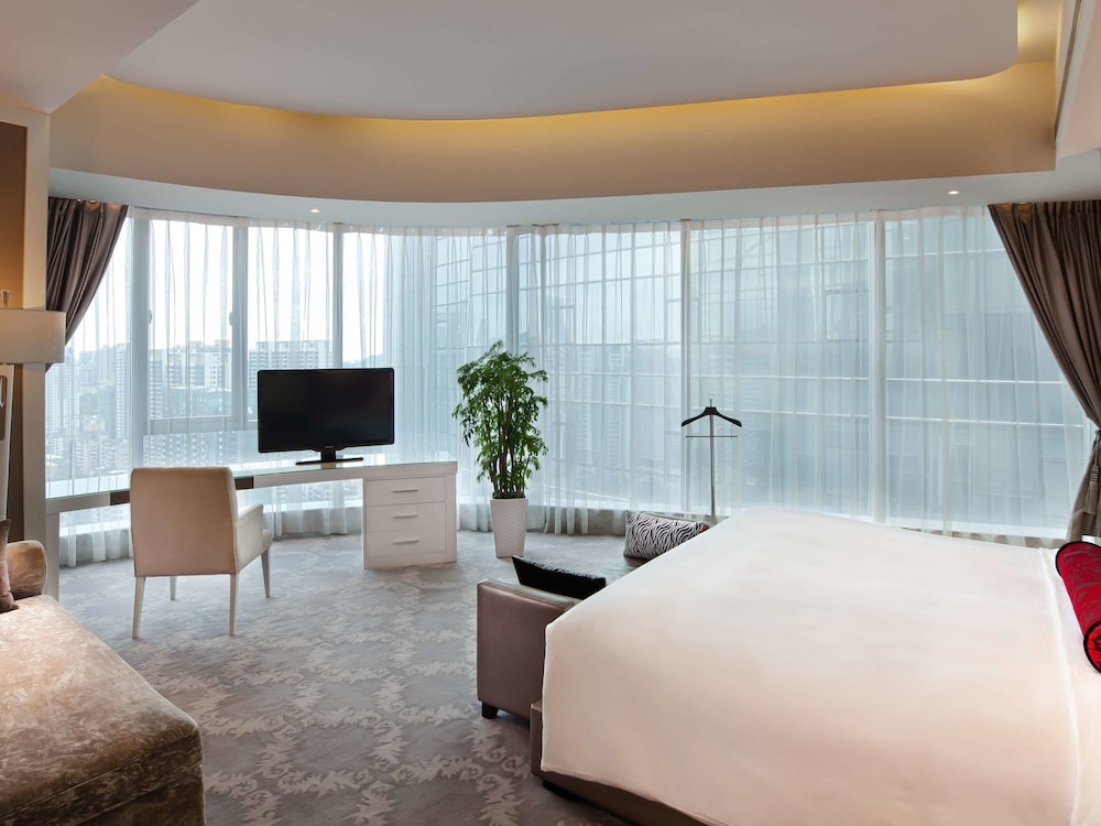 Sofitel Guangzhou Sunrich 30/76
