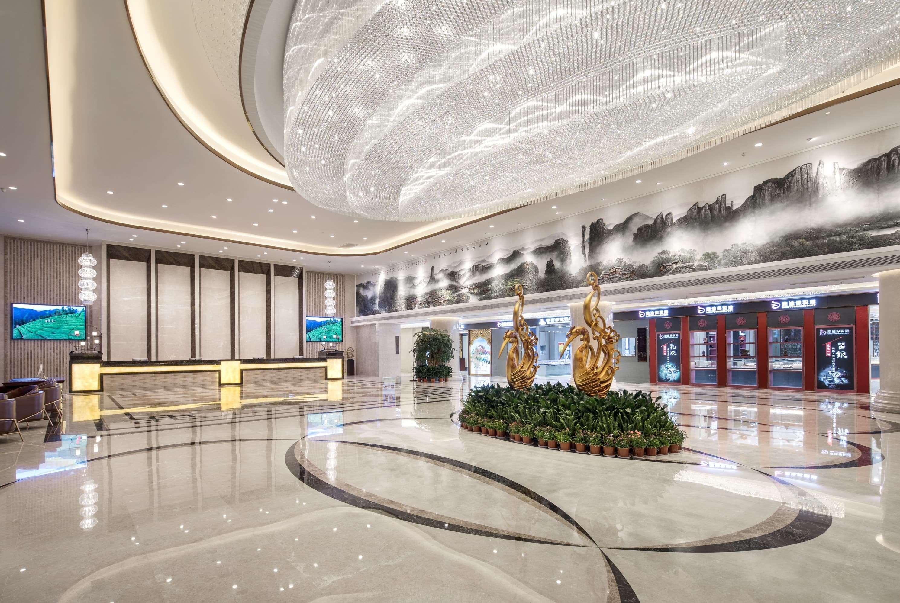 Ramada Plaza By Wyndham Enshi 4/28