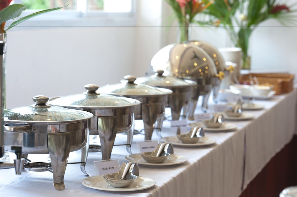 Silver Naga Hotel 24/58