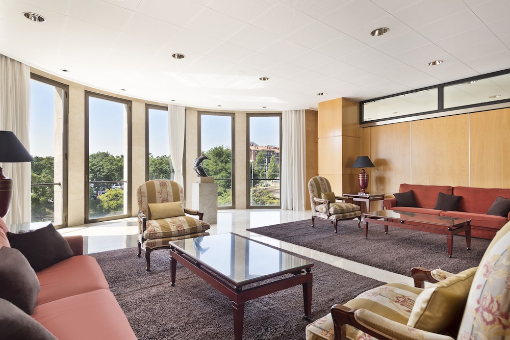Best Western Premier CMC Girona 32/52