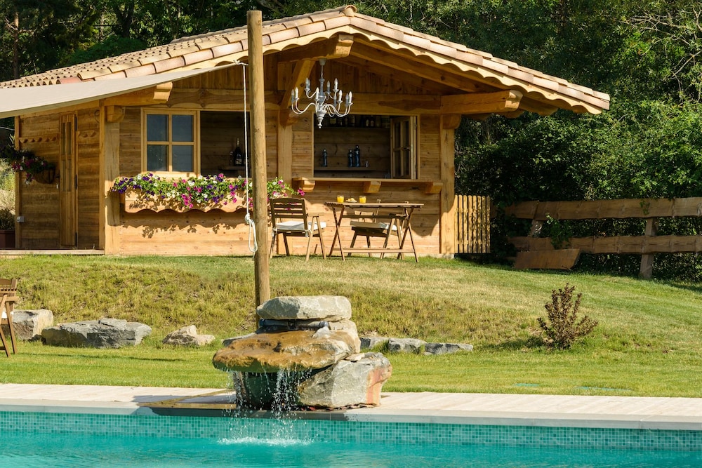 Hotel Vinas de Larrede 68/74